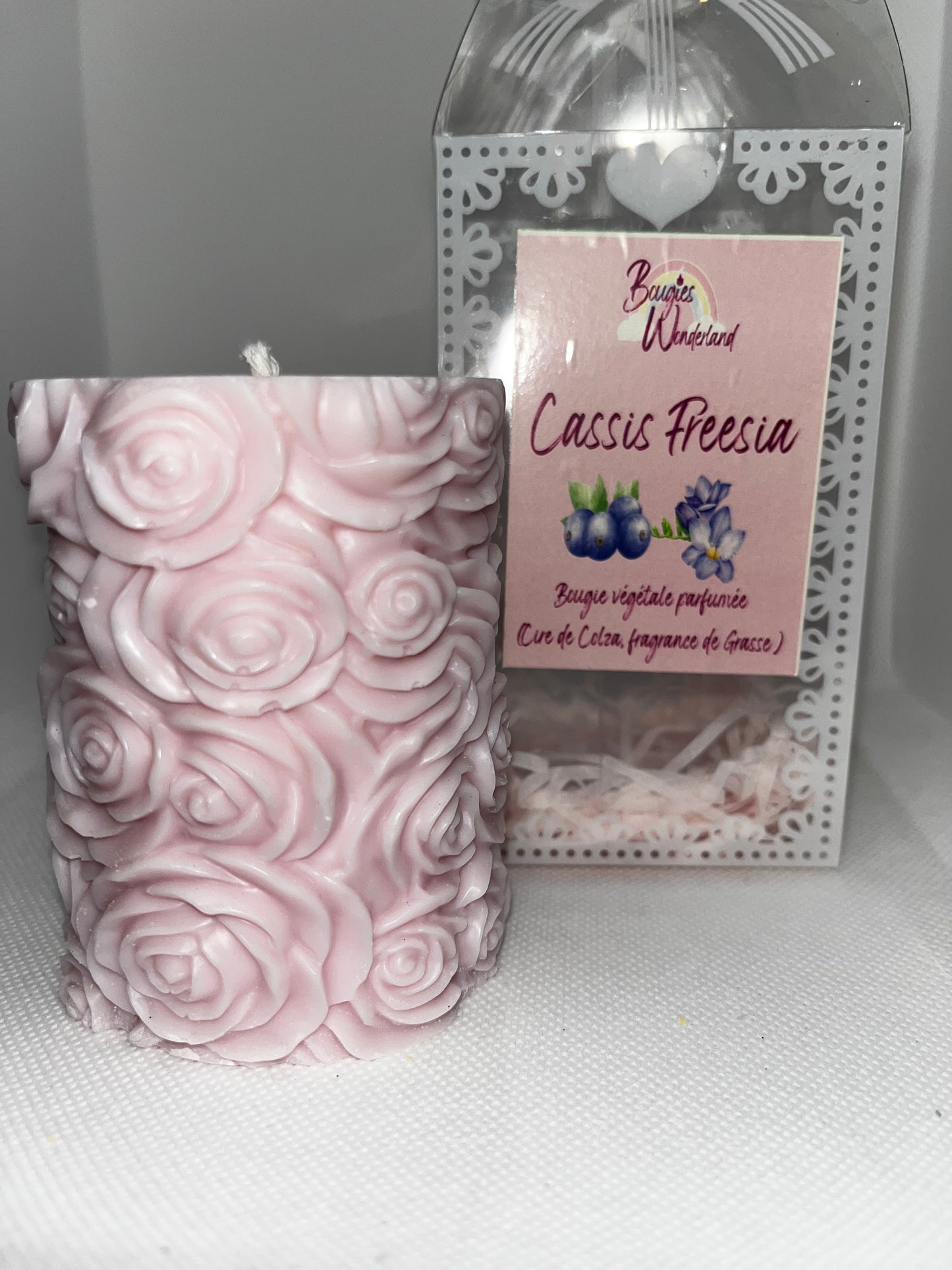 Bougie moulée senteur Cassis Freesia